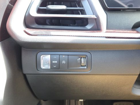 New 2026 Chevrolet Traverse RS w/ LPO, Floor Liner Package image 24