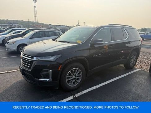 Used 2022 Chevrolet Traverse LT AWD/4WD image 2