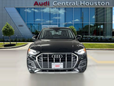 Certified 2023 Audi Q5 2.0T Premium w/ Convenience Package image 6