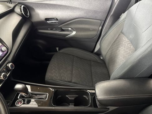 Used 2024 Nissan Kicks SV w/ Interior Electronics Package FWD image 20