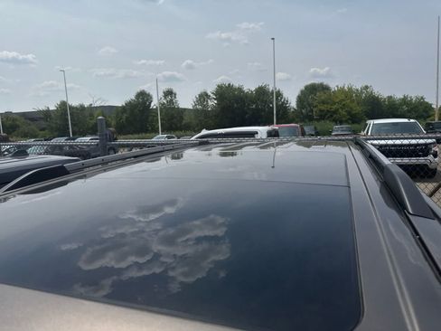 Used 2019 Ford Expedition Limited w/ Equipment Group 301A AWD/4WD image 29