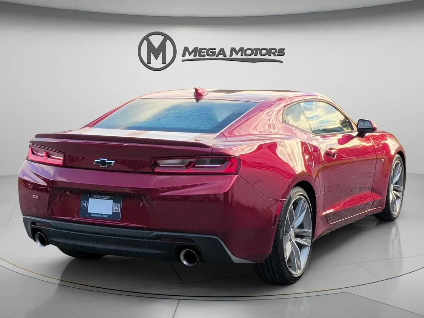 Used 2017 Chevrolet Camaro LT w/ RS Package RWD image 7