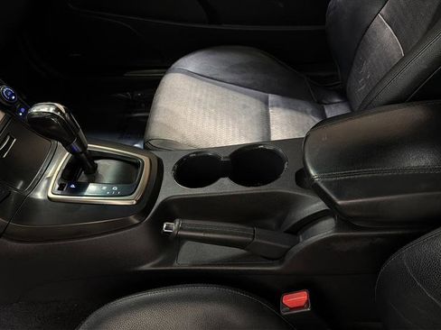 Used 2013 Hyundai Genesis 3.8 image 22