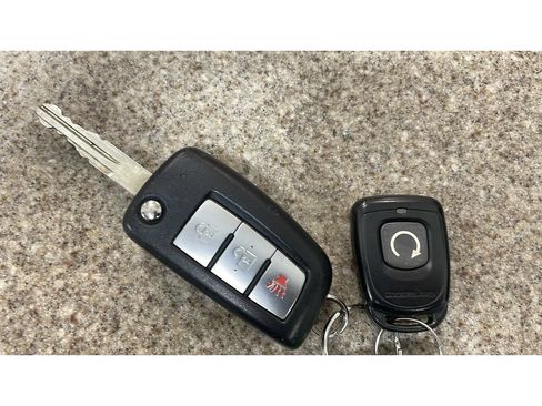 Used 2015 Nissan Rogue AWD image 19