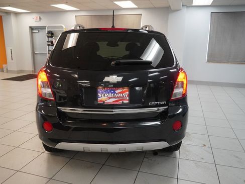Used 2014 Chevrolet Captiva Sport LT FWD image 11