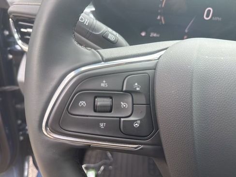 New 2025 Buick Envista Avenir image 18