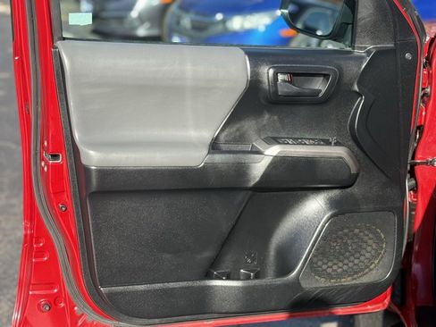 Certified 2022 Toyota Tacoma SR5 image 13