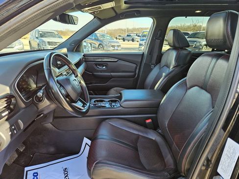 Used 2023 Honda Pilot Elite image 22