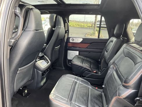 Used 2024 Lincoln Navigator L Black Label image 12