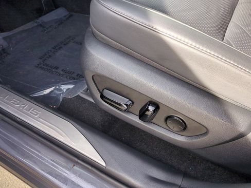 Used 2025 Lexus NX 450h+ AWD w/ Luxury Package image 17