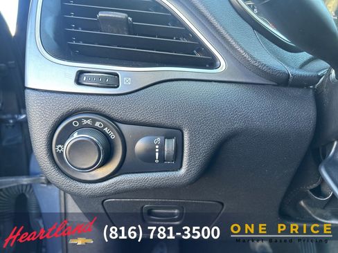 Used 2020 Jeep Cherokee Latitude image 21