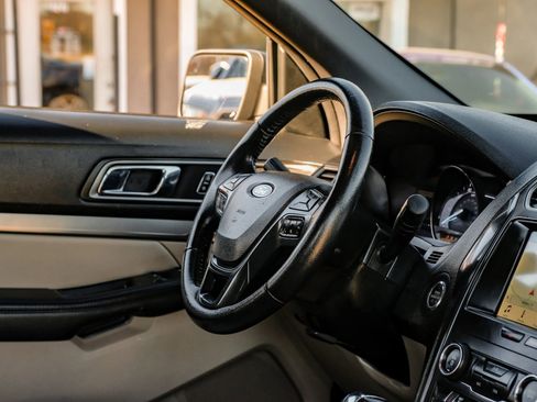 Used 2019 Ford Explorer XLT w/ Equipment Group 201A image 19