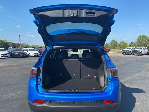 New 2026 Jeep Compass Latitude AWD/4WD image 38