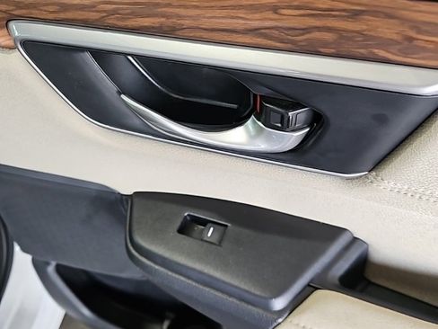 Used 2021 Honda CR-V EX image 16