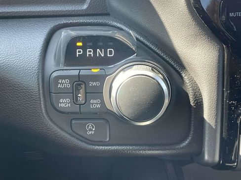 New 2025 RAM 1500 Big Horn AWD/4WD image 34