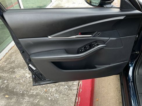 Used 2025 MAZDA CX-30 AWD 2.5 S w/ Select Sport Pkg image 13