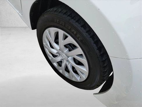 Used 2019 Toyota Corolla LE FWD image 10
