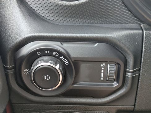 Used 2024 Jeep Wrangler Unlimited Rubicon 392 image 25