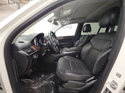 Used 2015 Mercedes-Benz GL 450 4MATIC image 19