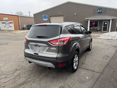 Used 2014 Ford Escape SE image 5