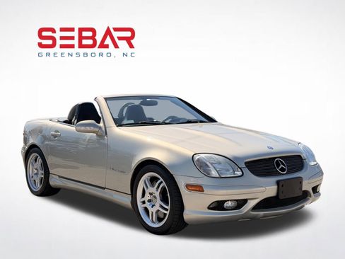 Used 2002 Mercedes-Benz SLK 32 AMG image 8