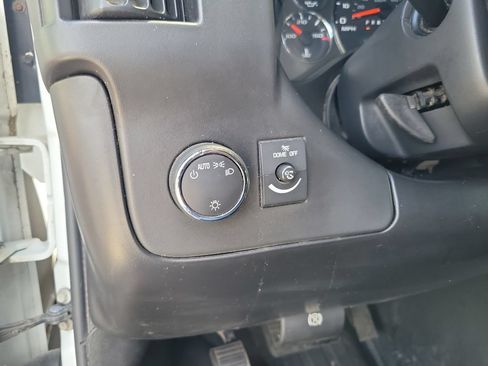 Used 2012 GMC Savana 1500 RWD image 23