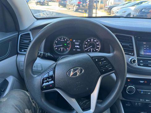 Used 2017 Hyundai Tucson SE image 21
