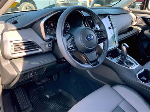 Used 2025 Subaru Outback Onyx Edition XT w/ Popular Package #2 image 16