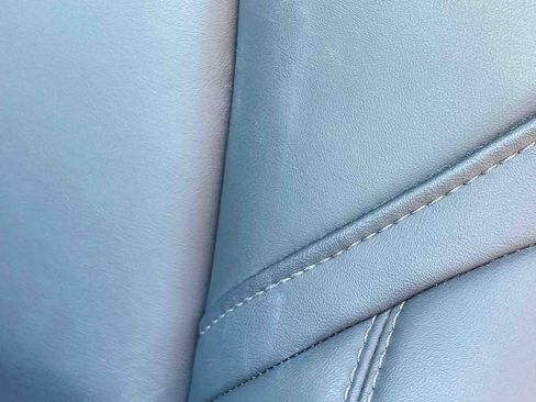 Used 2023 Tesla Model Y Performance image 22