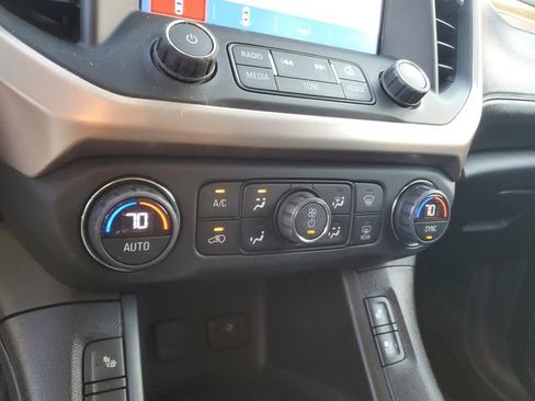 Used 2017 GMC Acadia Denali w/ Technology Package image 22