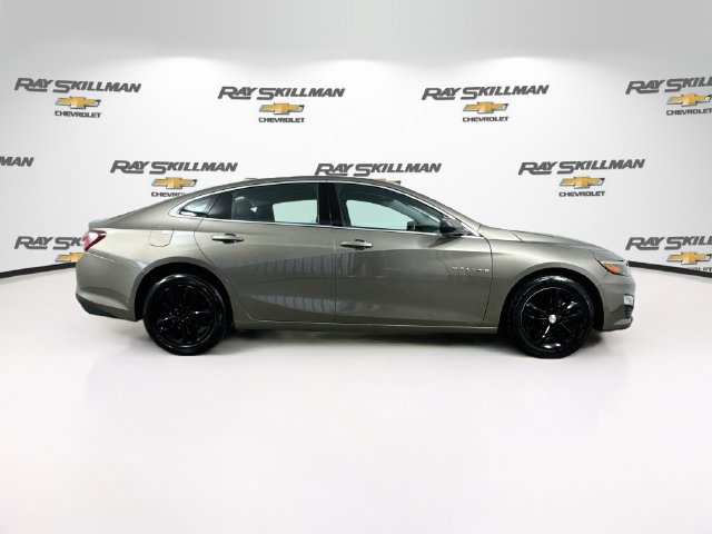 Used 2020 Chevrolet Malibu LT FWD image 8