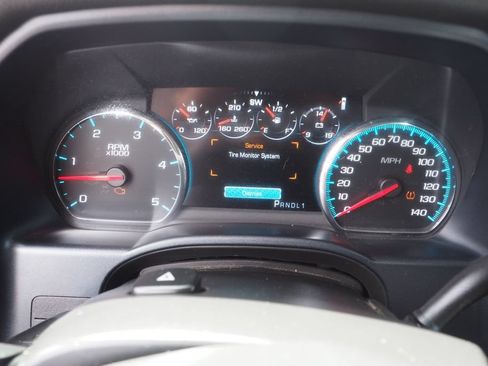 Used 2017 GMC Sierra 2500 Denali w/ Duramax Plus Package AWD/4WD image 26