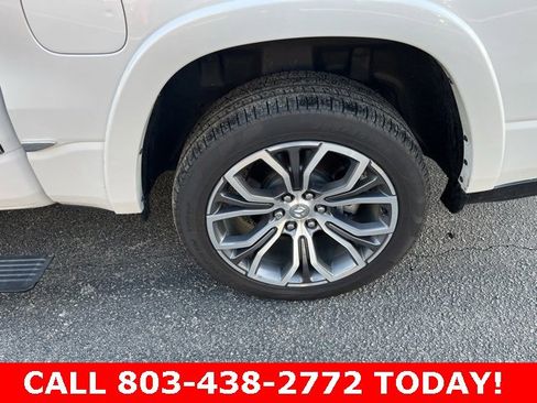 Used 2025 RAM 1500 Tungsten w/ Towing Technology Group image 39