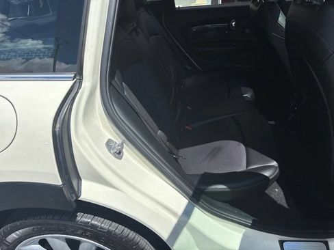 Used 2016 MINI Cooper Clubman S FWD image 18