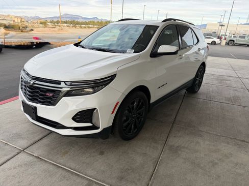 Used 2023 Chevrolet Equinox RS image 7