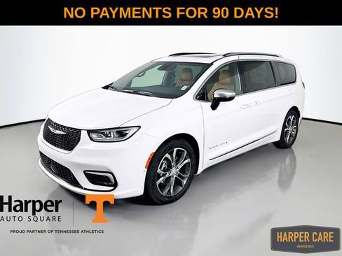 New 2026 Chrysler Pacifica Pinnacle image 1