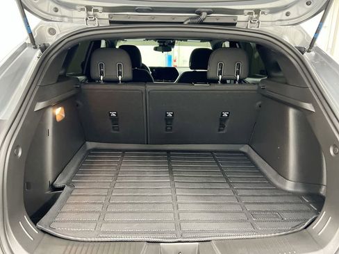 Used 2025 Chevrolet Trax RS image 23