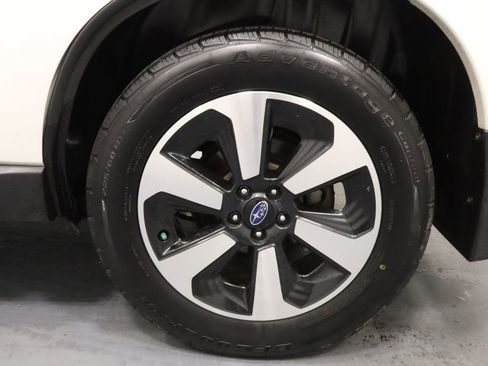 Used 2018 Subaru Forester 2.5i Limited AWD/4WD image 28