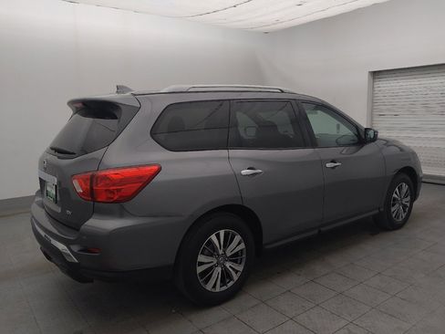 Used 2020 Nissan Pathfinder SV FWD image 10