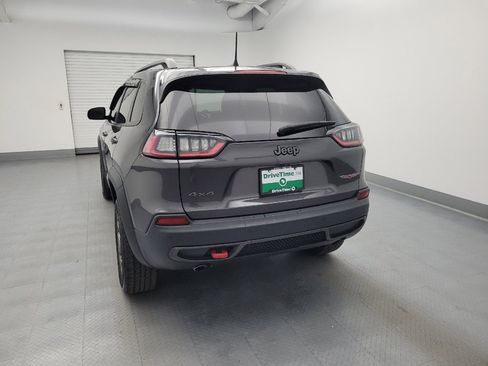 Used 2020 Jeep Cherokee Trailhawk w/ Cold Weather Group AWD/4WD image 6