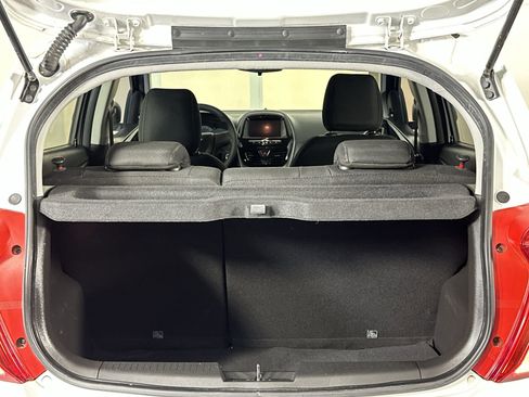 Used 2021 Chevrolet Spark LS image 27