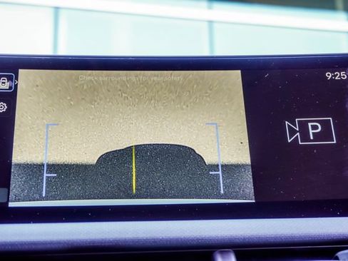 Certified 2025 Hyundai Tucson SEL AWD/4WD image 35