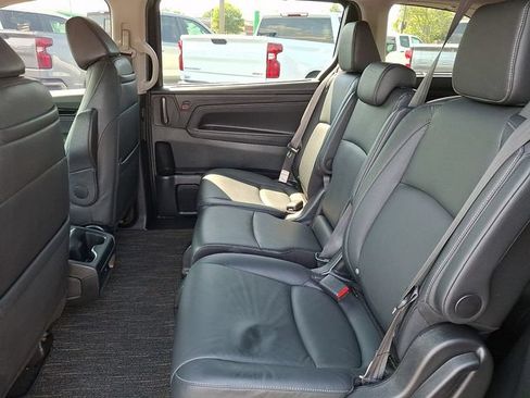 Used 2022 Honda Odyssey Touring image 10