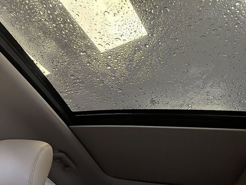 Used 2021 Lincoln Nautilus Reserve w/ Equipment Group 201A image 28