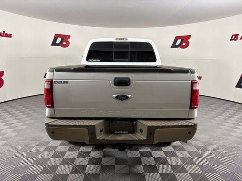 Used 2014 Ford F250 King Ranch w/ King Ranch w/Chrome Package image 4