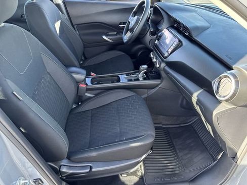 Certified 2024 Nissan Kicks SV image 24