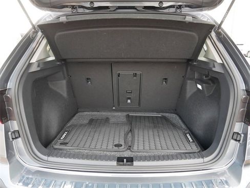 Certified 2024 Volkswagen Taos SEL image 18