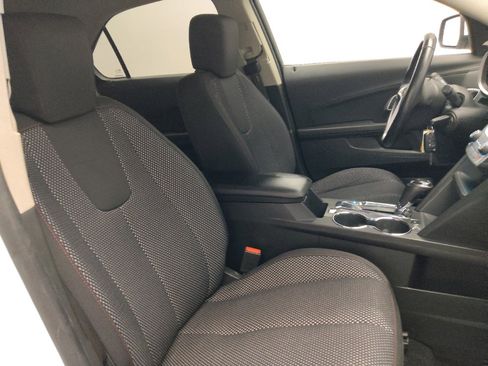 Used 2017 Chevrolet Equinox LT w/ Convenience Package FWD image 21