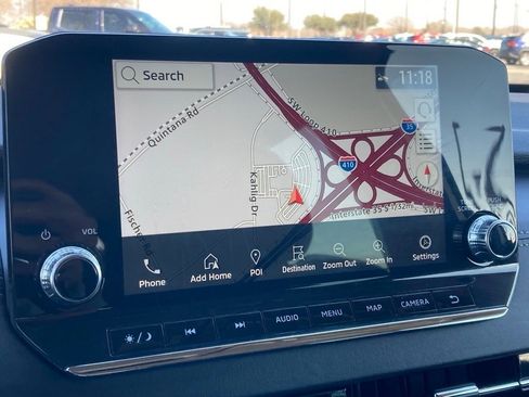 Used 2023 Mitsubishi Outlander SE image 22