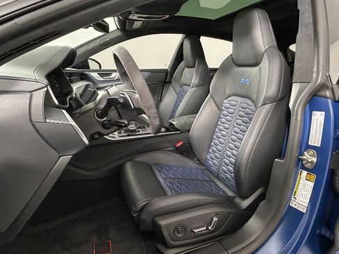 Used 2024 Audi RS 7 Performance w/ Matte Carbon Package image 10